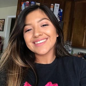 Meet your Posher, Luisa